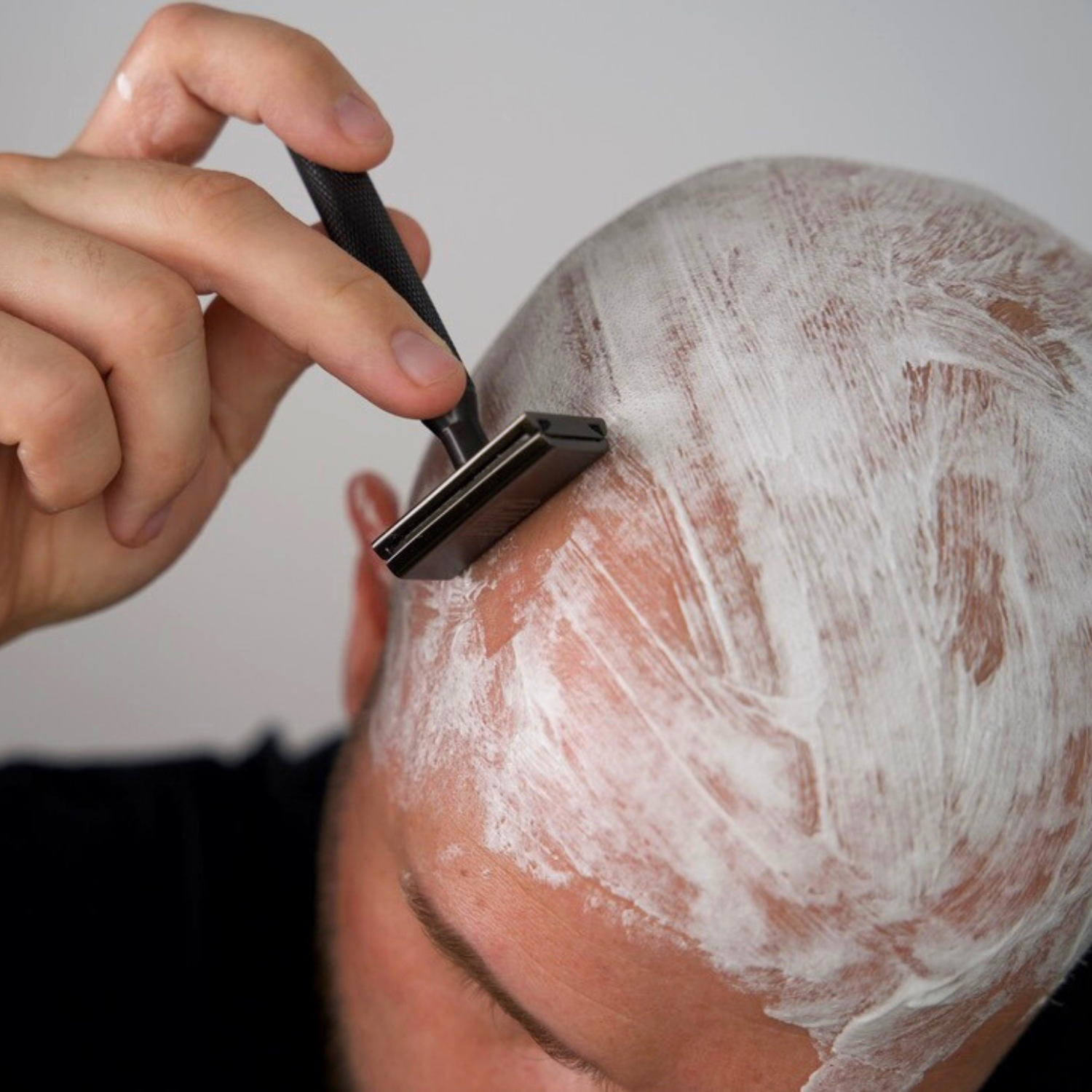 BETTER BE BOLD - Glatzen Rasiercreme mit Ultra-Glide-Effekt